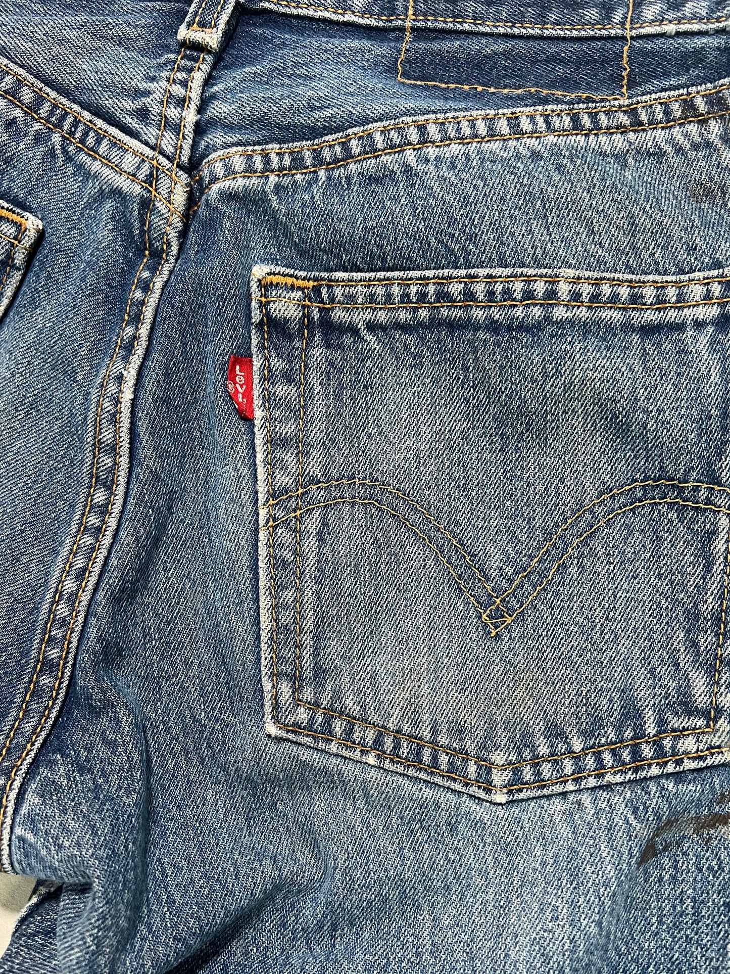 Vintage Paint Splattered Button Fly Made in Mexico Levi’s 27”x29”