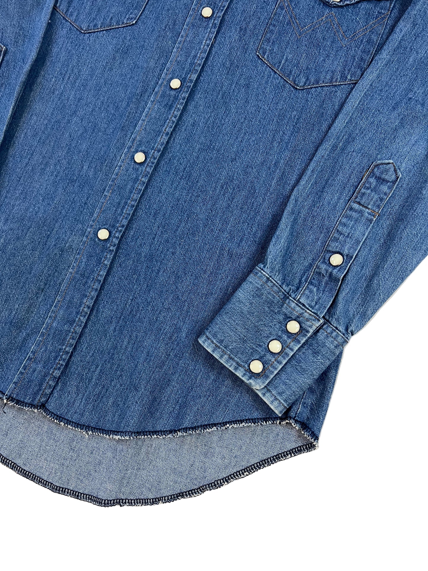 1970s Wrangler Denim Pearl Snap Button Down Shirt
